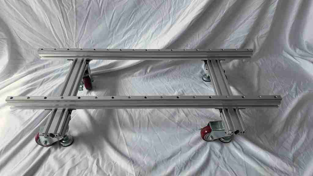 Horizontal leveling kit